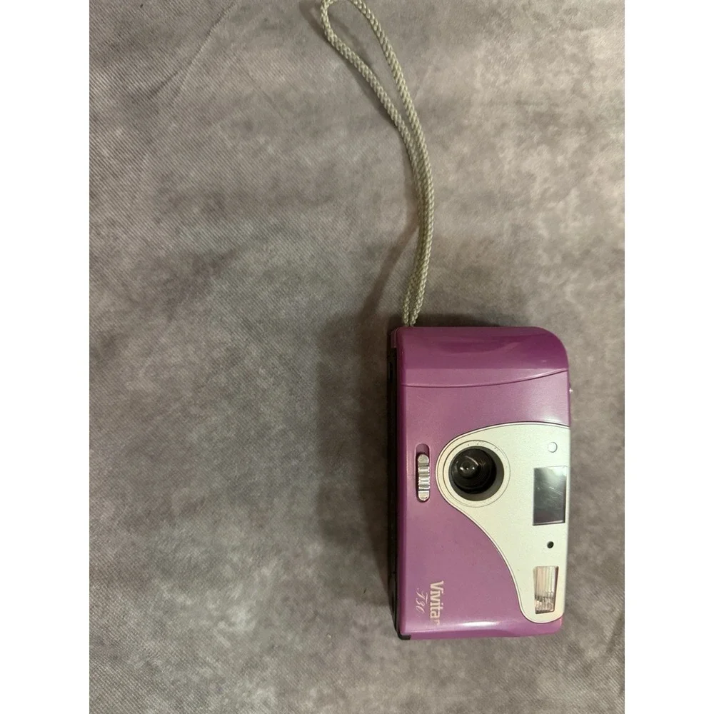 Vivitar 75r 35mm Point & Shoot Film Camera Fixed Focus w/ Flash Purple/Silver